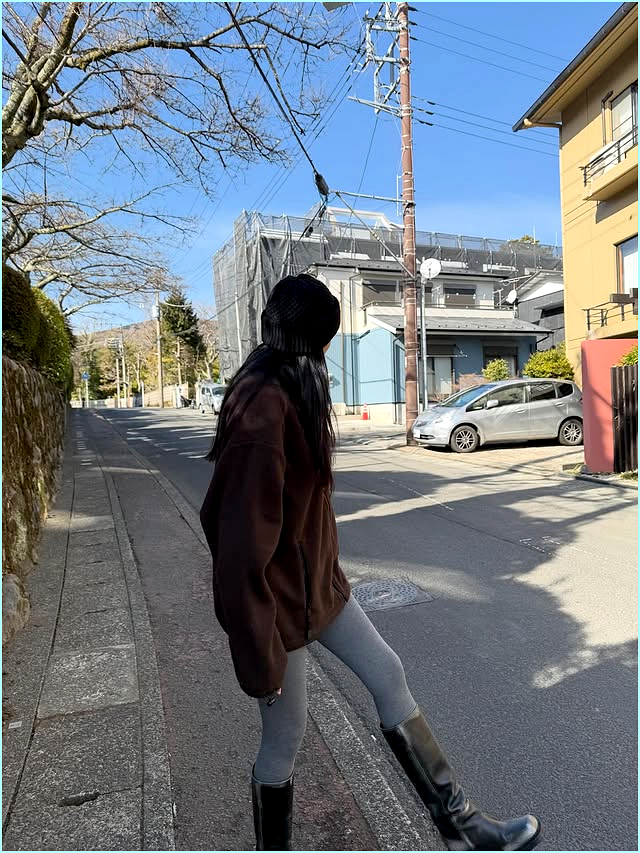  오윤아, 일본 여행서 뽐낸 넘사벽 각선미... 이 코디 실화냐?