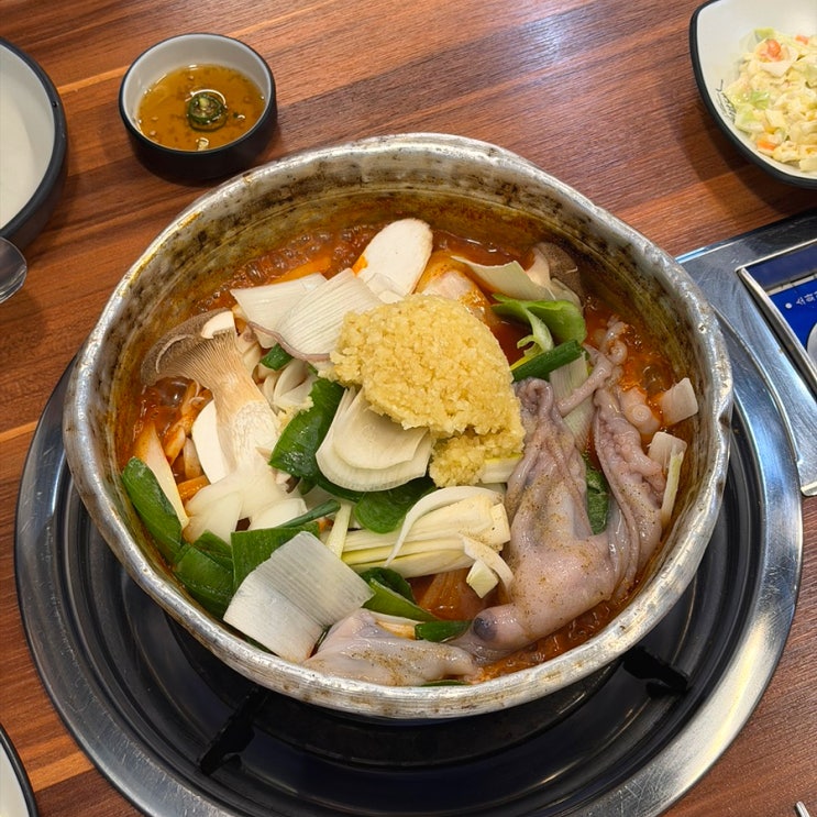  창원 중앙동 맛집 당감댁ㅣ매장 식사 서비스, 곱도리탕 반마리 후기