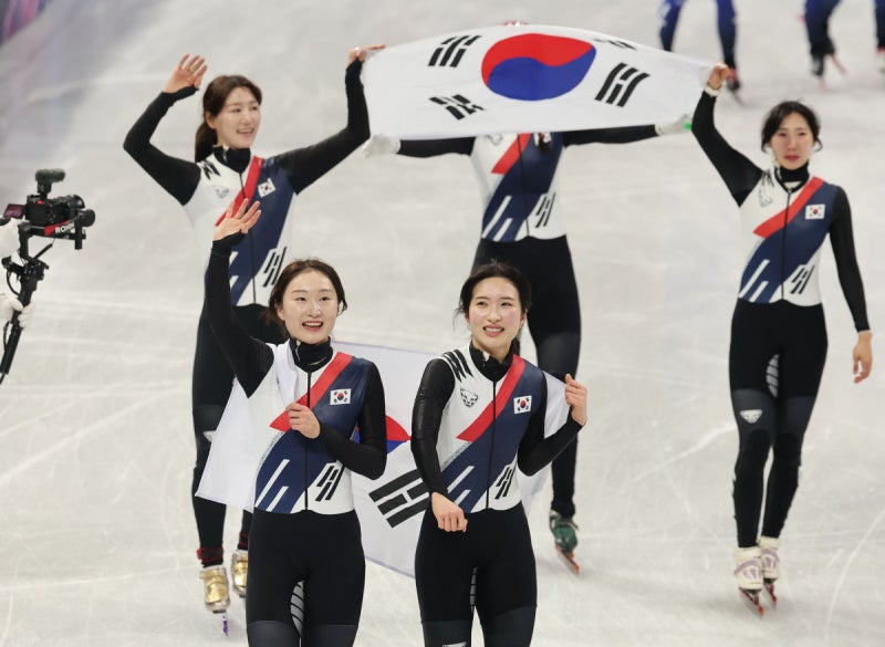 심석희 최민정 갈등 원인 이유(코치 카톡 뒷담화), 화해였나 프로정신이었나 금메달 뒷이야....