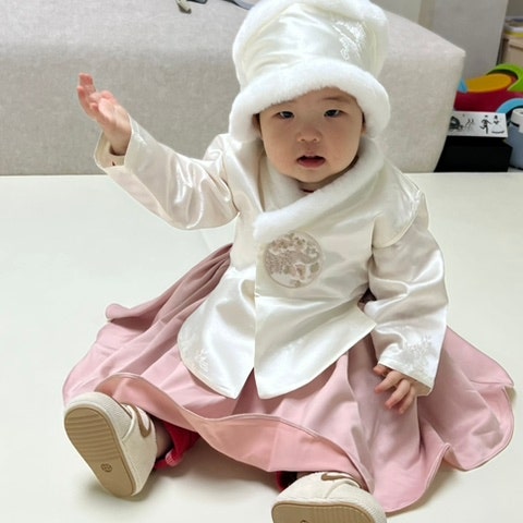 [포크칩스 아기한복] 깔끔하고 예쁜 여자아기 설 한복 후기