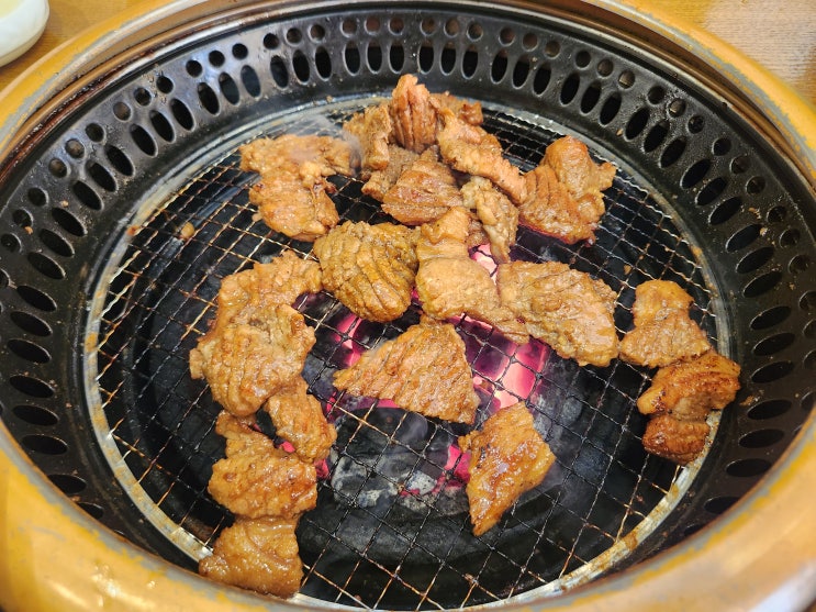  갈매맛집 데이트 성공적 직접 구워주는 한돈 양념구이 전문점 장우가 주말 점심 찐후기