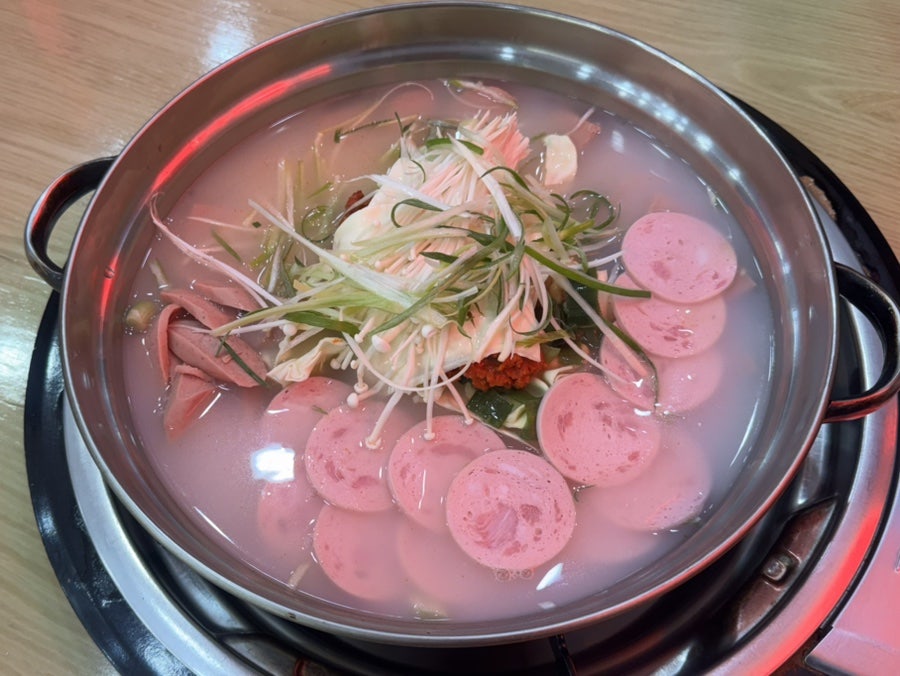 놀부부대찌개 인천스퀘어원점 사진 5