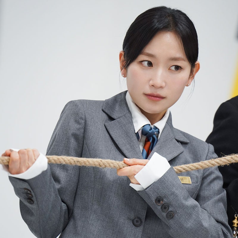 김슬기 장진 감독 신작 연극 불란서 금고 캐스팅으로 무대 복귀