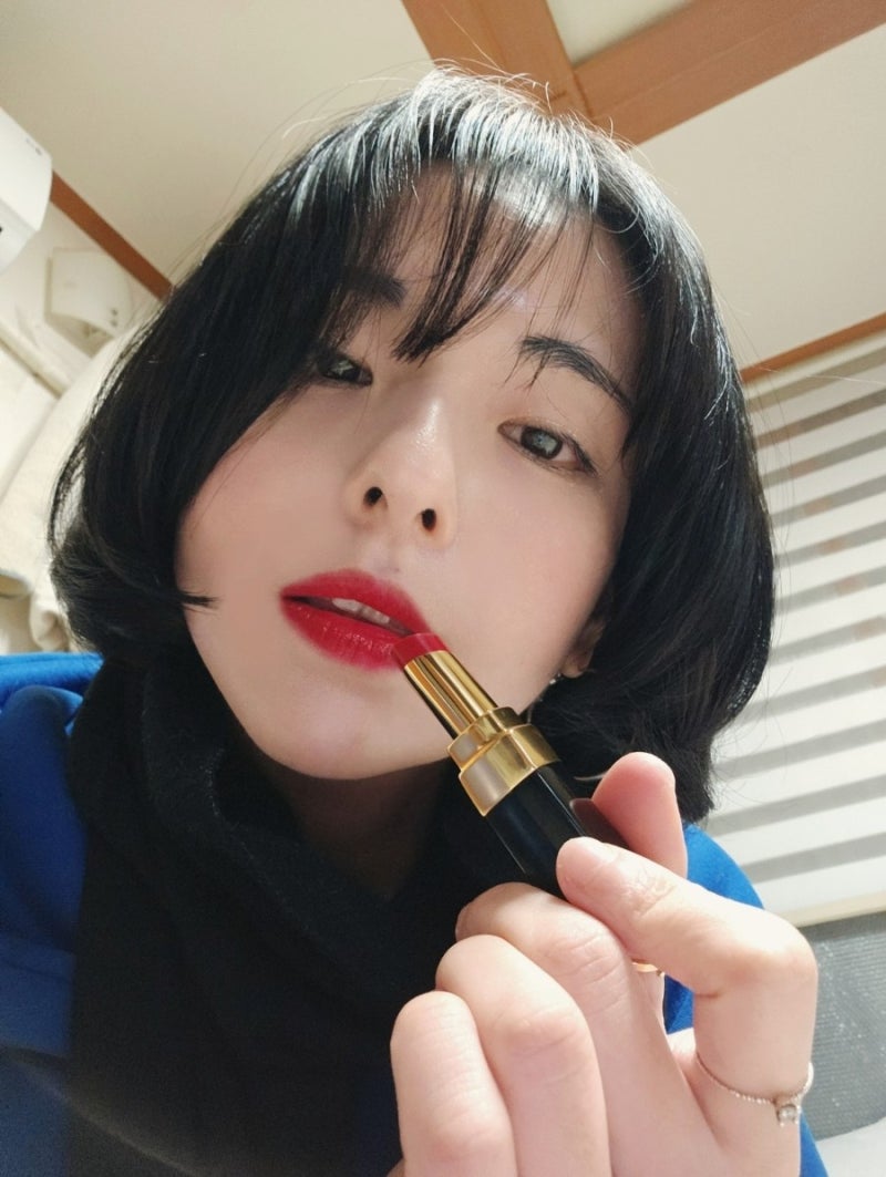 [샤넬 루쥬 코코 플래쉬 92 발색 후기]겨울 쿨톤 립스틱 색상