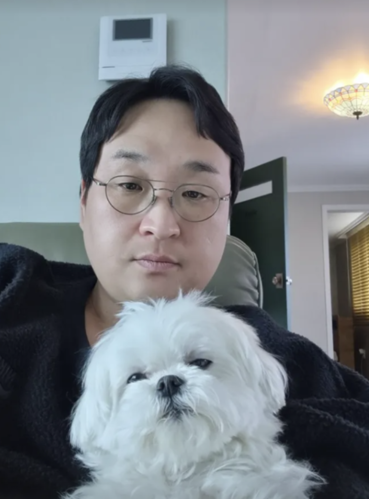   배우 구성환의 소중한 짝꿍 반려견 꽃분이 무지개다리 건넌 슬픈 소식