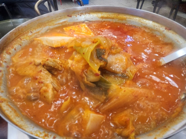  미금역 맛집 추천, 고기 듬뿍 들어간 강순자옛맛김치찌개 미금점 내돈내산 후기