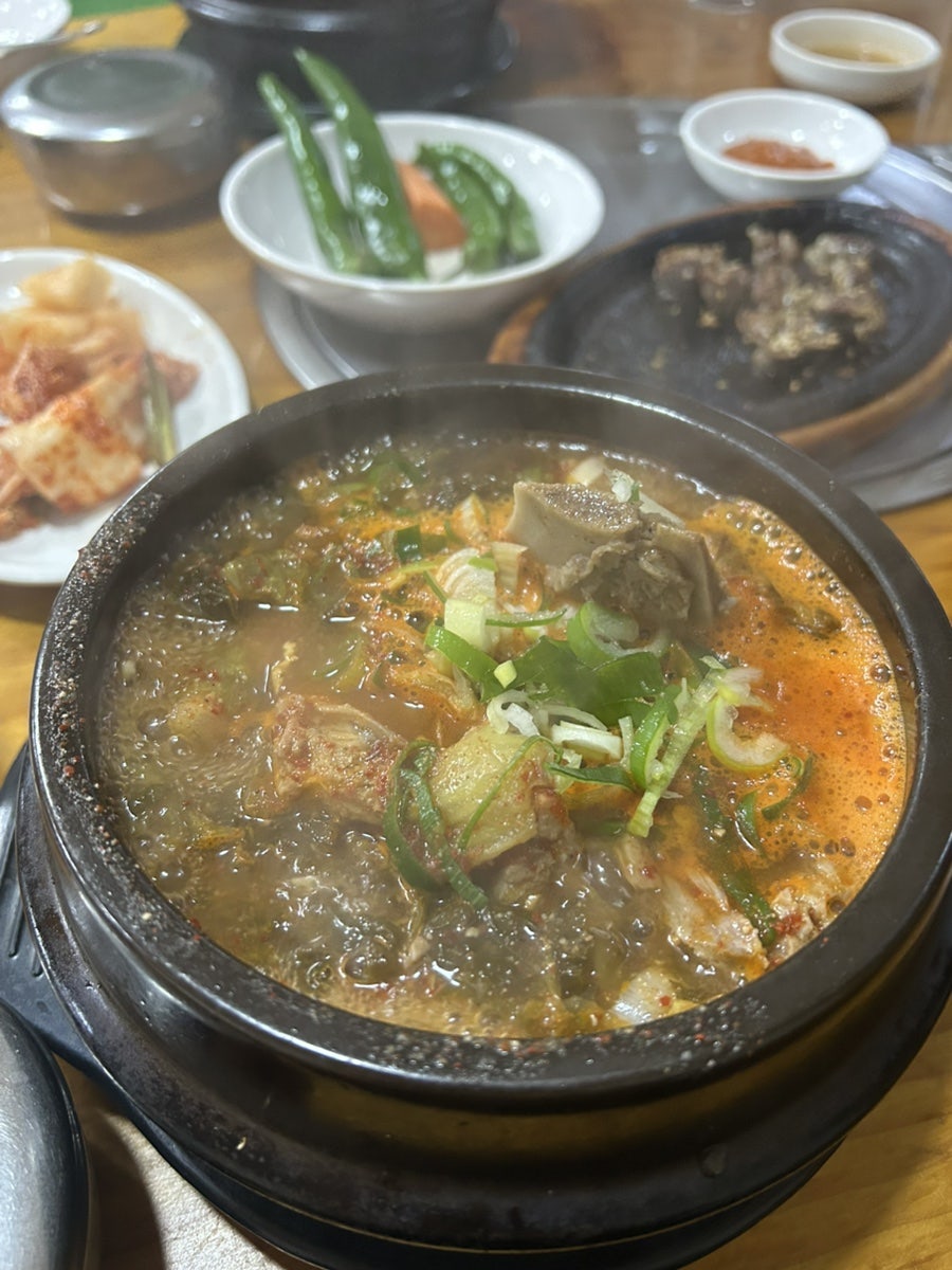 금수강산감자탕 역촌점 사진 5