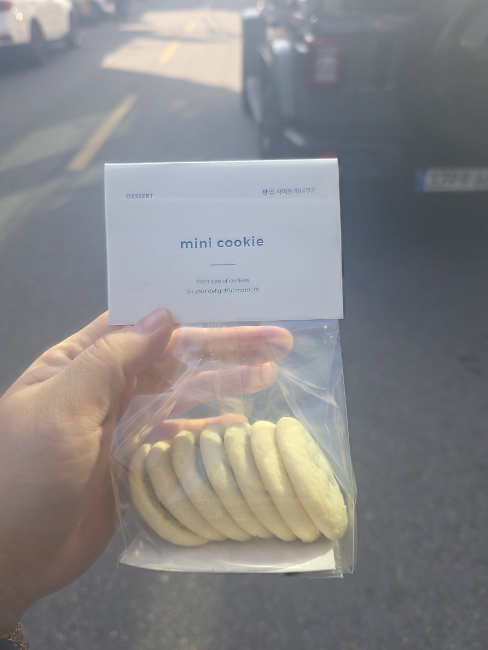 어썸옐로우 사진 6