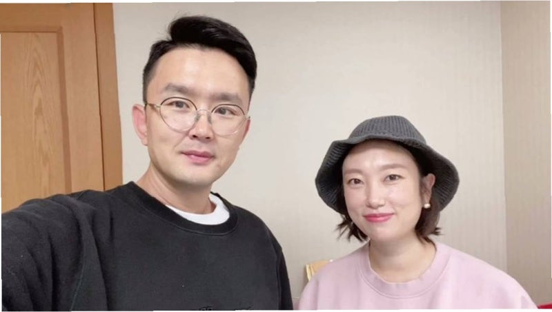 결혼 13년, 윤형빈♥정경미 부부의 솔직 고백: '꼴 보기 싫어' 숨겨진 속마음은?