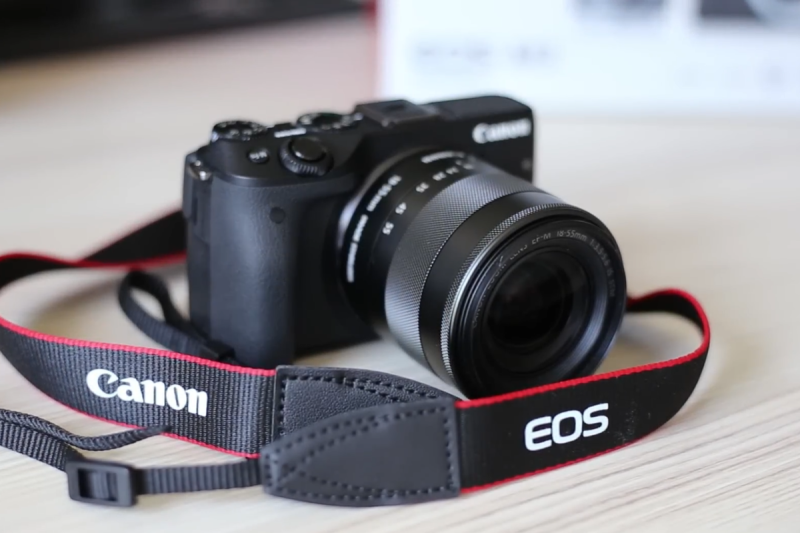 2015년에 출시한 캐논 EOS M3 주요 특징 정리
