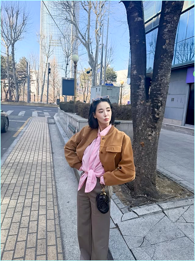 "애프터스쿨 맞아?" 배우 이주연, 한남동 골목 접수한 카멜 & 핑크 반전 매력
