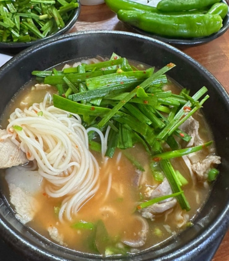  금정구 남산동 우리마을 돼지국밥 밥집