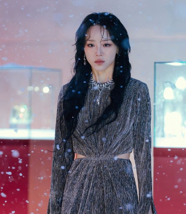 넷플릭스 레이디 두아 신혜선 머리 중단발 레이어드 컷부터 긴 머리 레이어드 컷 펌까지 완....