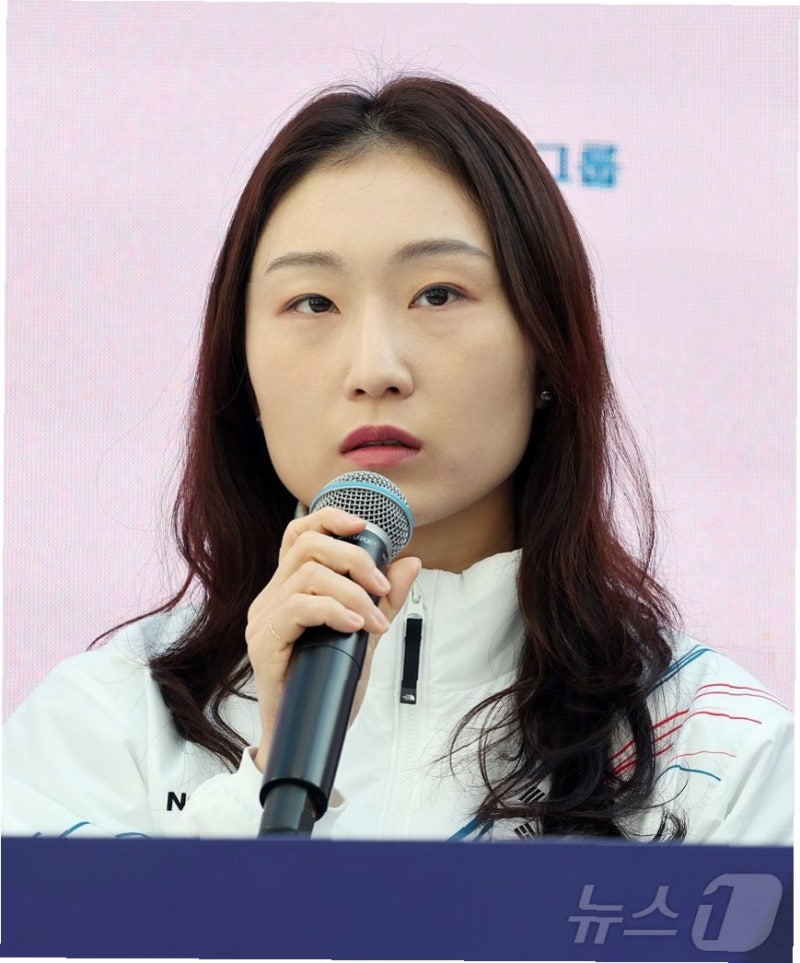 눈물의 작별 인사: 최민정, 올림픽 여정 마침표... 한국 빙상계 전설의 시대는 저무는가