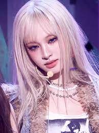 IVE Liz's BANG BANG Stage Outfit Info! The Epitome of Guess Styling