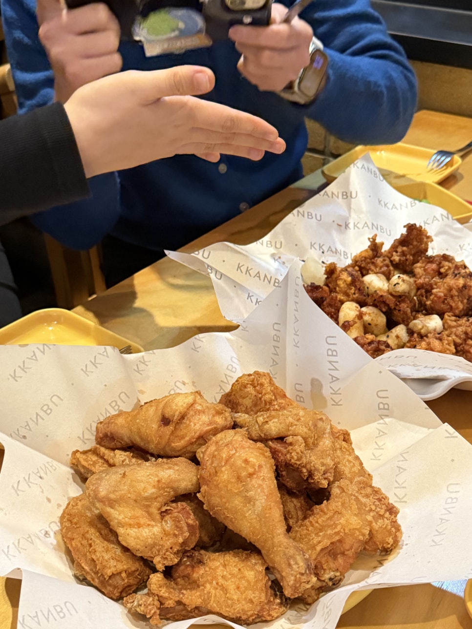 깐부치킨 충정로역점 사진 6