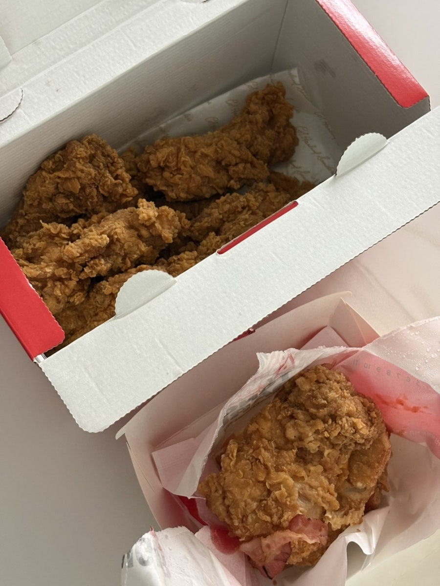 KFC 광주용봉DT점 사진 5