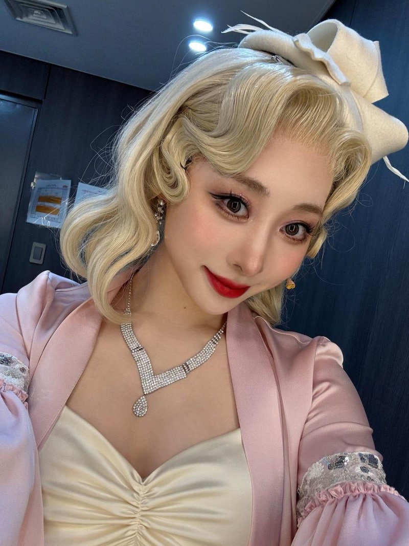 “조명 아래 혼잣말했던 시간”…우주소녀 유연정, ‘슈가’ 막공 후 더 커진 무대의 용기