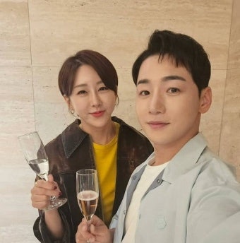 [공식] 박군 한영 이혼설 종지부! “결혼 후 생활 안정적” 사랑꾼 고백과 신곡 ‘땡잡았다’....