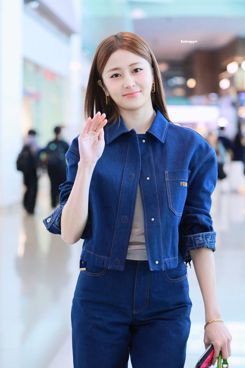 260223: LE SSERAFIM's Huh Yunjin Departs from Incheon Airport