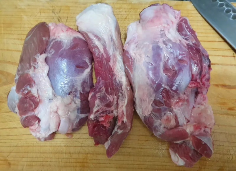 사태살로 잡내 없이 누구나 실패없이 수육 맛있게 삶는법 시간(1.2kg기준) 조리, 핏물제거 방....