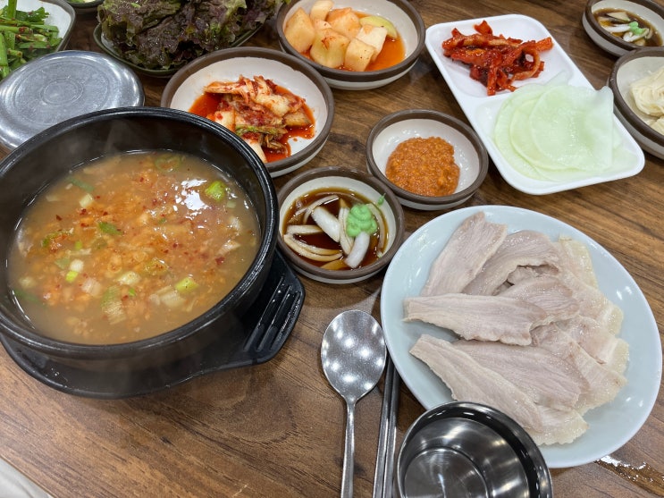  서면 돼지국밥 로컬 맛집 24시 일품장원돼지국밥