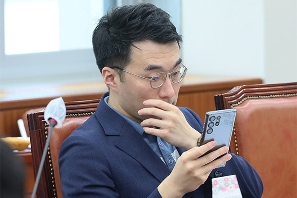 [긴급진단] '코인왕' 김남국의 화려한(?) 귀환? 민주당 대변인 복귀, 권력포기못하냐!