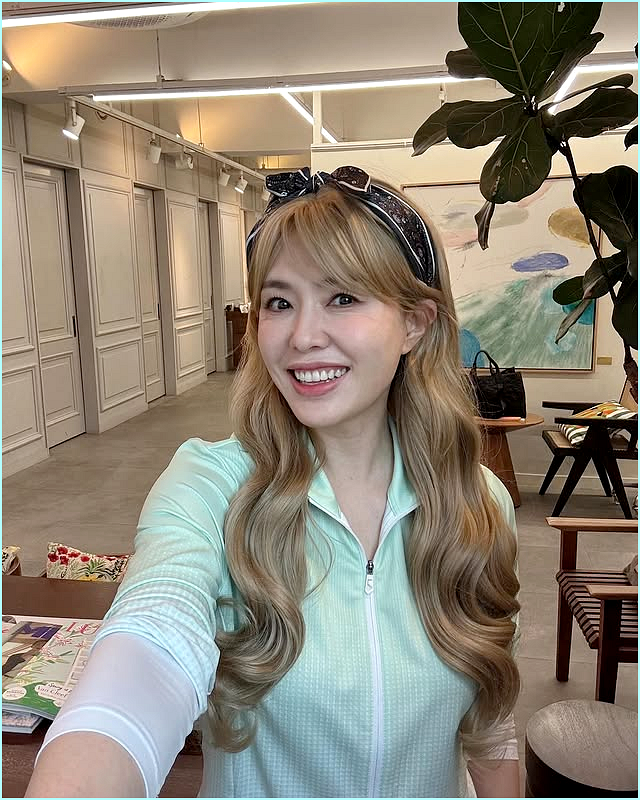  56세 하희라, 20대 리즈 시절 박제한 하루 1분 철봉 매달리기 효과
