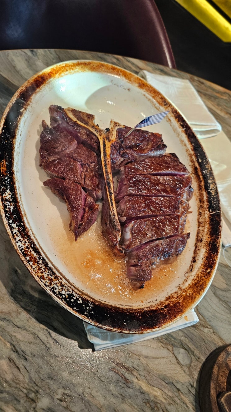  서울역 맛집 놉스(Nops) 서울역점 티본 스테이크 라자냐 스피롤레 와인 페어링 찹샐러드