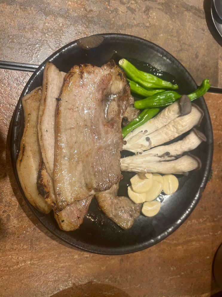  콜키지프리, 구워주는 용산 고기맛집 <적토발효구이 용산점>