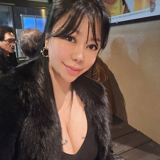 나는 솔로 10기 정숙 근황 부산 여행, 가슴 문신 제거 상태 왜 다시 화제됐나