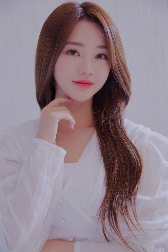 홍지윤 프로필 나이 키 총정리! 현역가왕3 5주 연속 1위 트롯바비 여동생 홍주현도 가수!? 결....