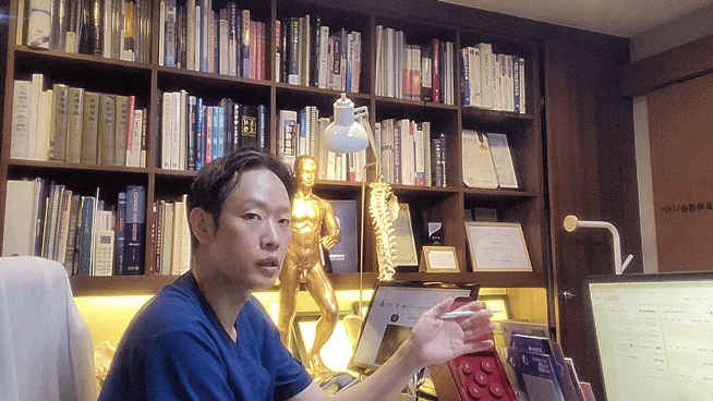  관양동 팔자주름 리프팅, 당기기만 하면 어색해지는 '진짜 이유'