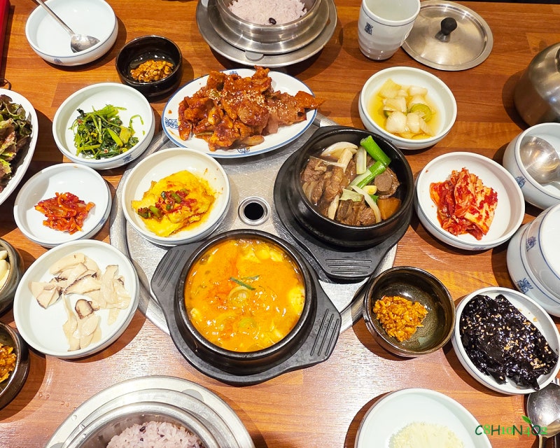 중구 명동 오우가 쌈밥 고추장불고기/돼지갈비찜 정식