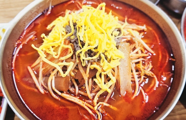 목동 파라곤 지하 ‘목동육칼’ — 건더기 폭탄 육개장 맛집 후기