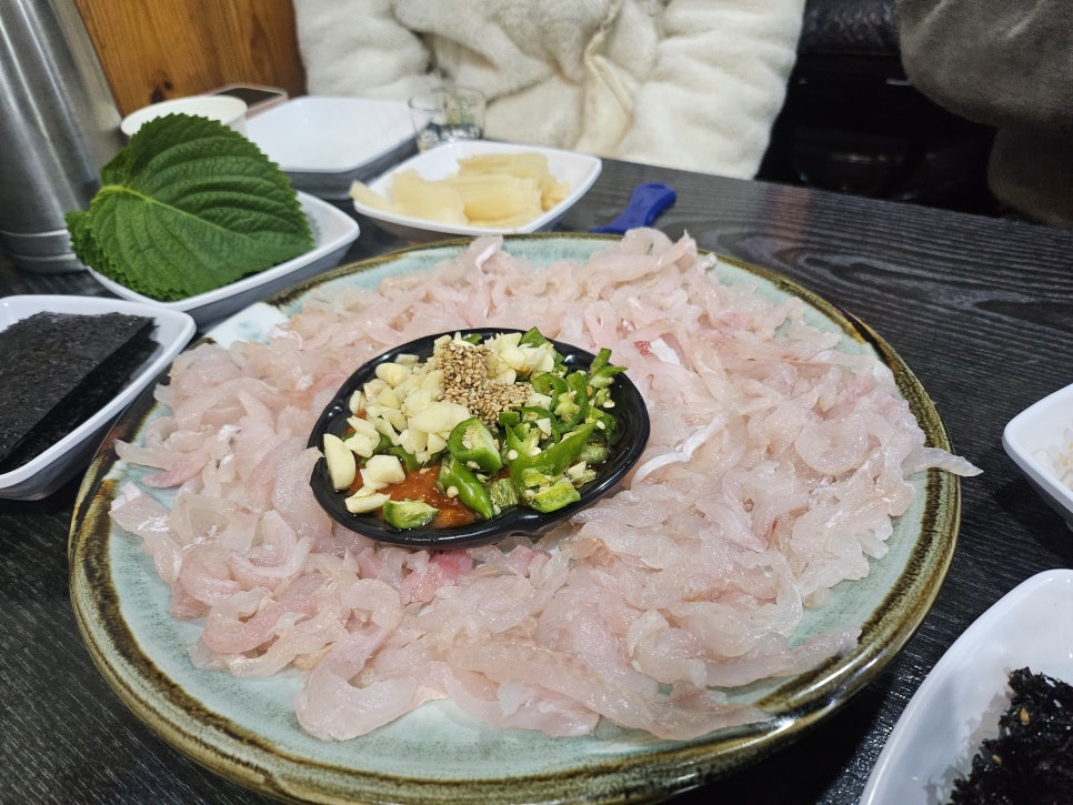 죽변항등대막회 사진 3