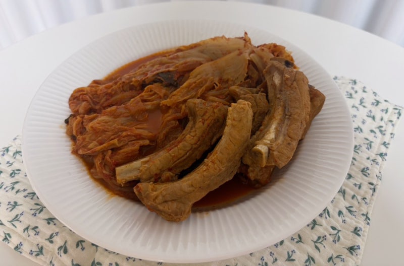 알텐바흐 저압 냄비로 만든 등갈비 김치찜 황금 레시피, 부드러운 등갈비.
