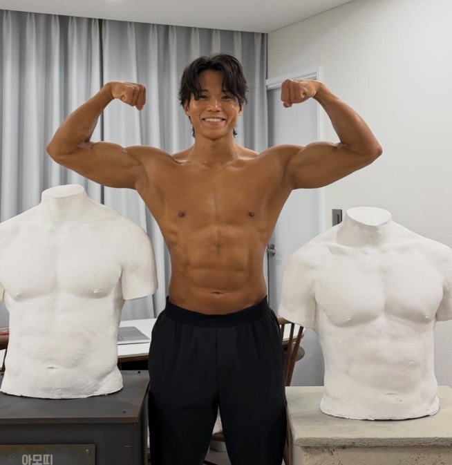 아모띠 프로필 키 나이 고향 학력 데뷔 총정리 / 싱크로 게임 화제의 피지컬 트레이너