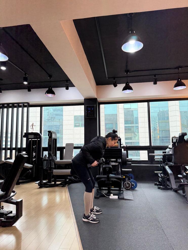  부천역헬스장 10분 완성! 여성을 위한 효과적인 팔 운동 루틴