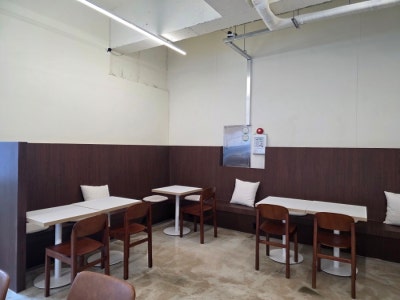 제주 노형동카페 공항근처 신라면세점 도보 3분거리 아침 7시에 문여는 콕스커피 노형점 ㅣ 공주밤샷라떼 ㅣ빨미까레