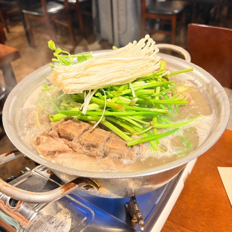  가락시장맛집 / 미나리 가 무한리필 인 가성비 맛집 [ 청진식당 가락점 ]