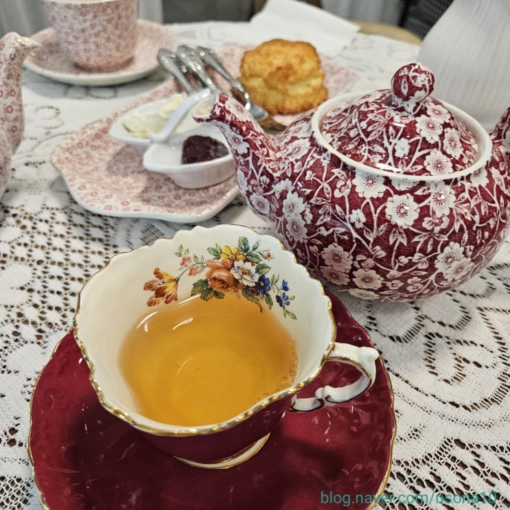  [수원 영통] 퀸즈 가든 _ 커피보다는 홍차 / 나만 알고 싶은 스콘이 맛있는 찻집
