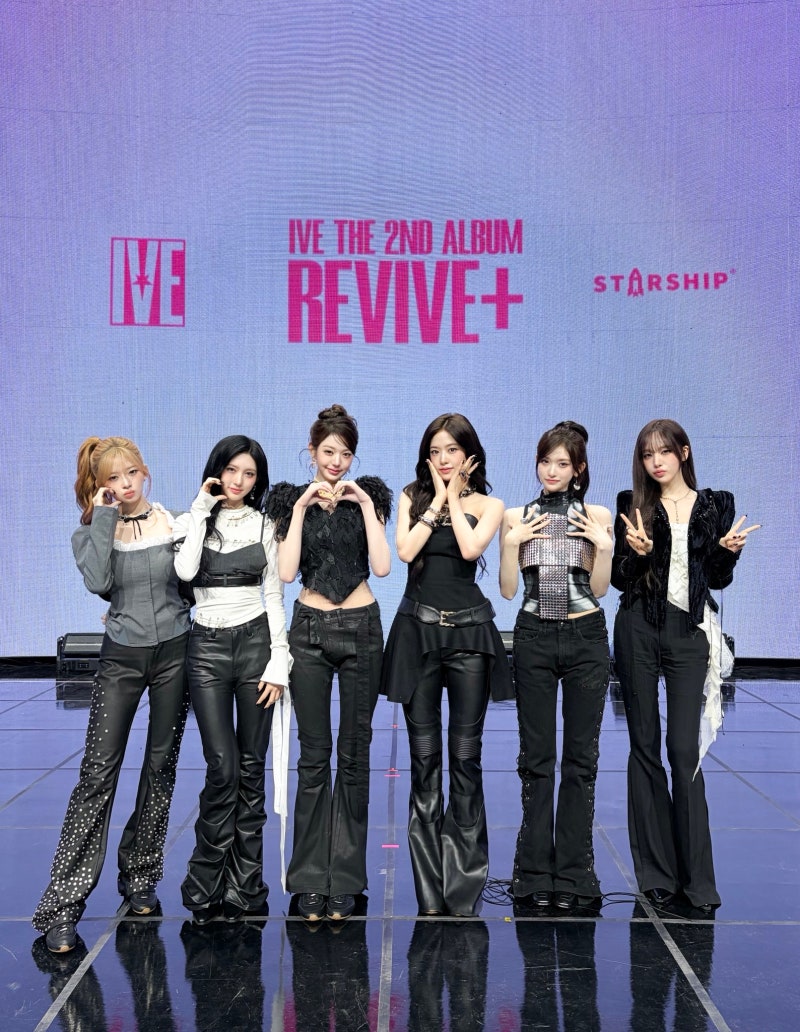 「2年10ヶ月ぶりに帰ってきたフルアルバム」... IVE、2ndフルアルバム「REVIVE+」ショーケース開催