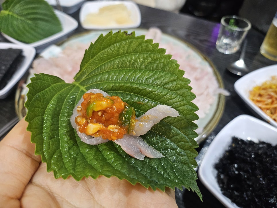 죽변항등대막회 사진 4