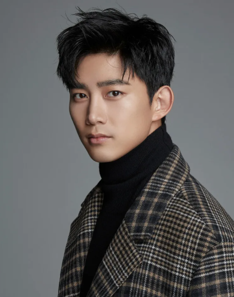 ‘커플 사진 유출+신혼집 자랑’ 옥택연, 결혼식은 철통보안