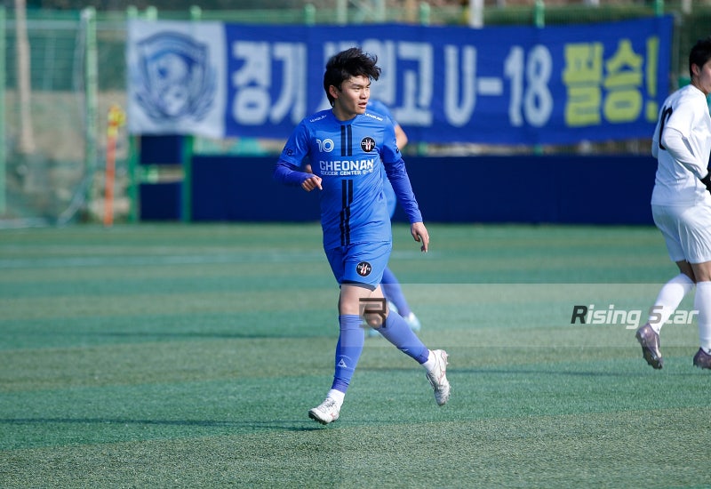 천안축구센터 U-18 귀중한 승점 확보, 균형 속 도약 노린다 [라이징스타 축구유망주]