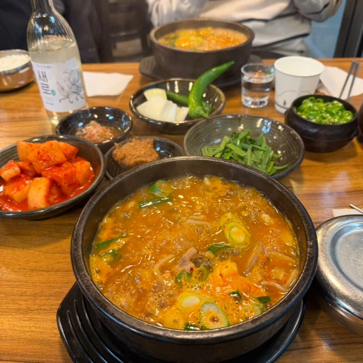  [농민백암순대 여의도] 서여의도 순대국 맛집 국회의사당 소주한잔 하기 좋은 곳