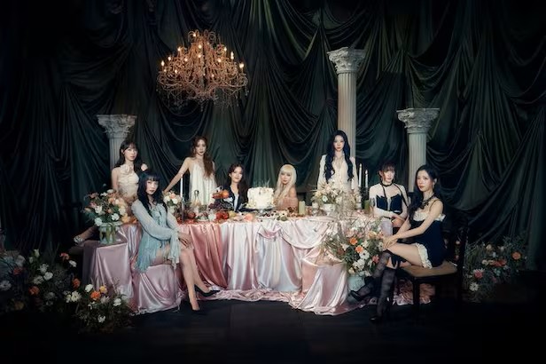  "해체 없이 10년!" 우주소녀 데뷔 10주년 'Bloom Hour' 발매 — 설아의 감동 한마디에 팬들 눈물바다