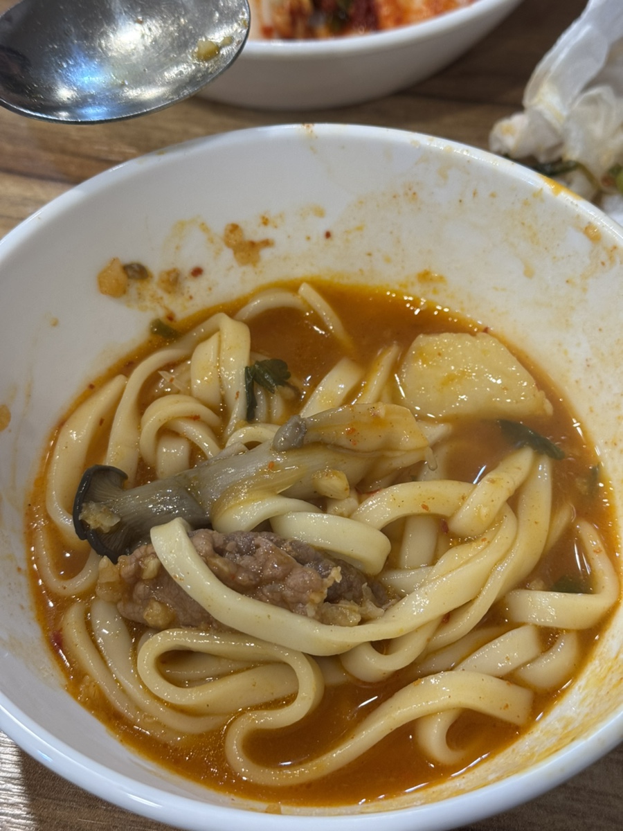 Deungchonsyabeukalguksu Seonbujeom photo 3