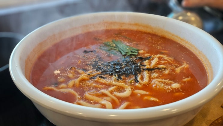  [춘천 맛집] 장칼국수 먹으러 갔다가 튀김만두에 입덕? 춘천장칼국수 다시 찾게 되는 이유